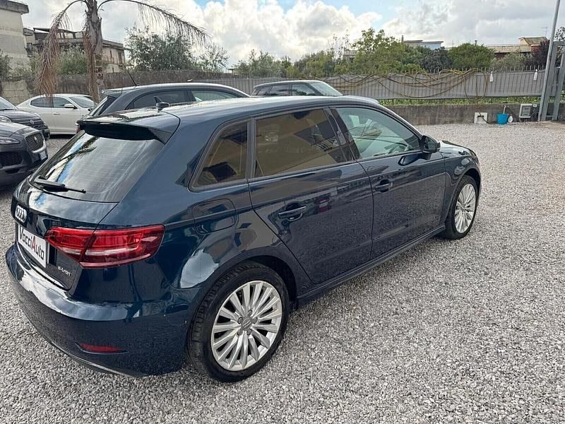 Usata Audi e-tron Sport 109 kW (149 CV) 2018 Blu SUV