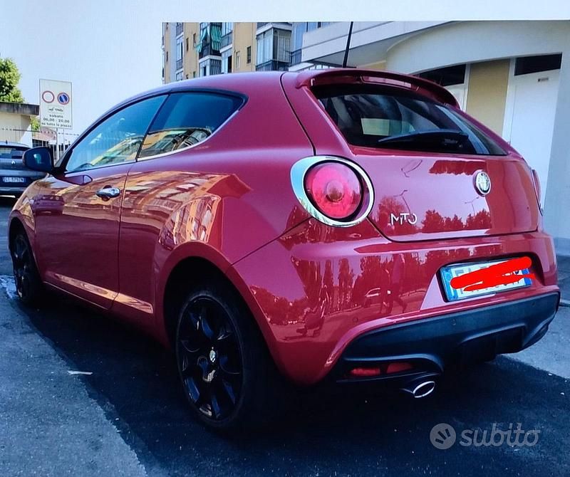 Usata Alfa Romeo MiTo 85 CV (62 kW) 2015 Rosso Utilitaria