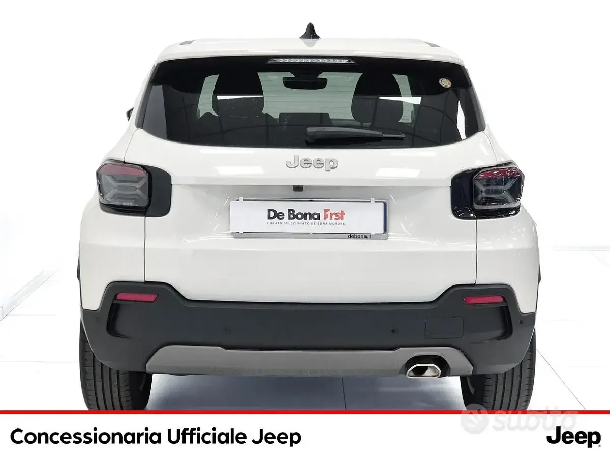 Usata Jeep Avenger Longitude 101 CV (74 kW) 2023 Bianco SUV