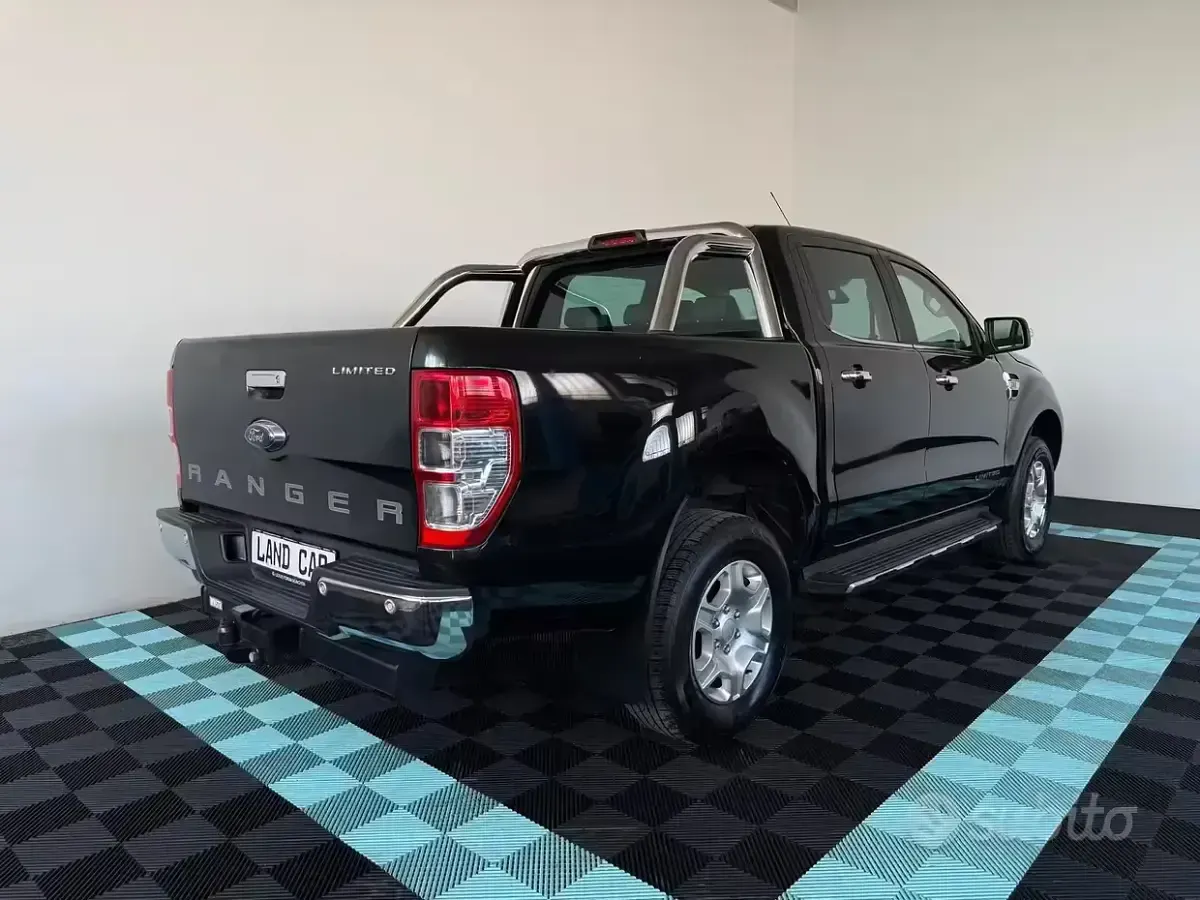 Gebraucht Ford Ranger Limited 160 PS (117 kW) 2017 Schwarz Pickup