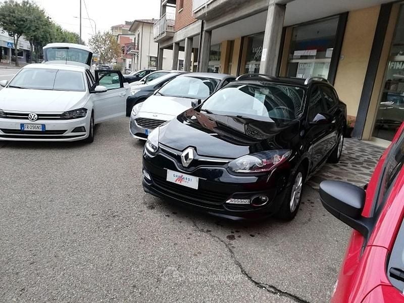 Usata Renault Mégane GrandTour LIMITED 110 CV (80 kW) 2015 Nero Station wagon