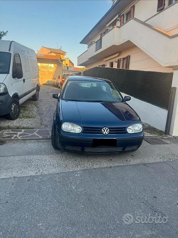Usata VW Golf 1998 Blu Berlina