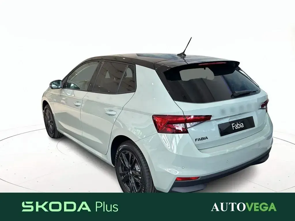 Nuova Skoda Fabia 95 CV (69 kW) 2026 Verde pastello Utilitaria