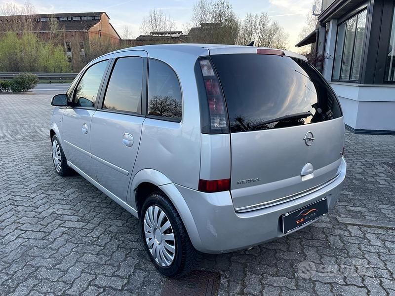 Usata Opel Meriva Enjoy 105 CV (77 kW) 2007 Grigio Monovolume
