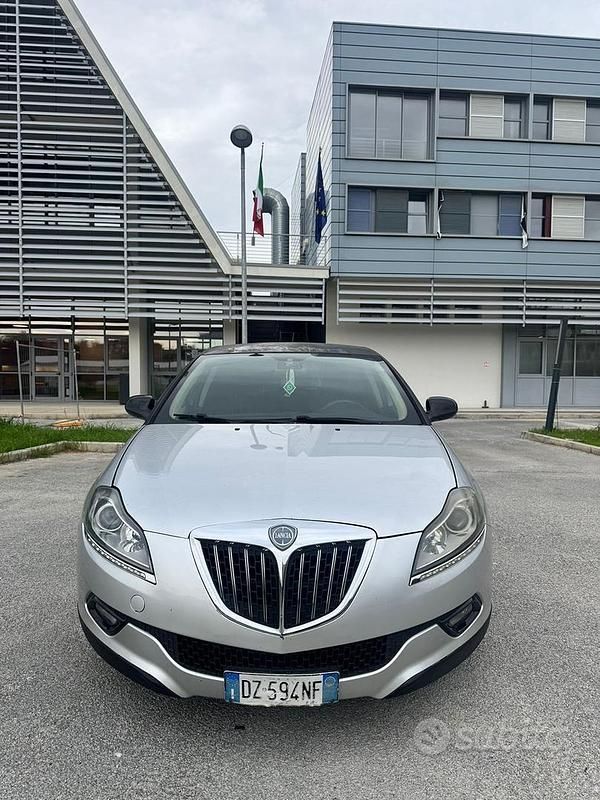 Usata Lancia Delta 2010 Grigio Utilitaria