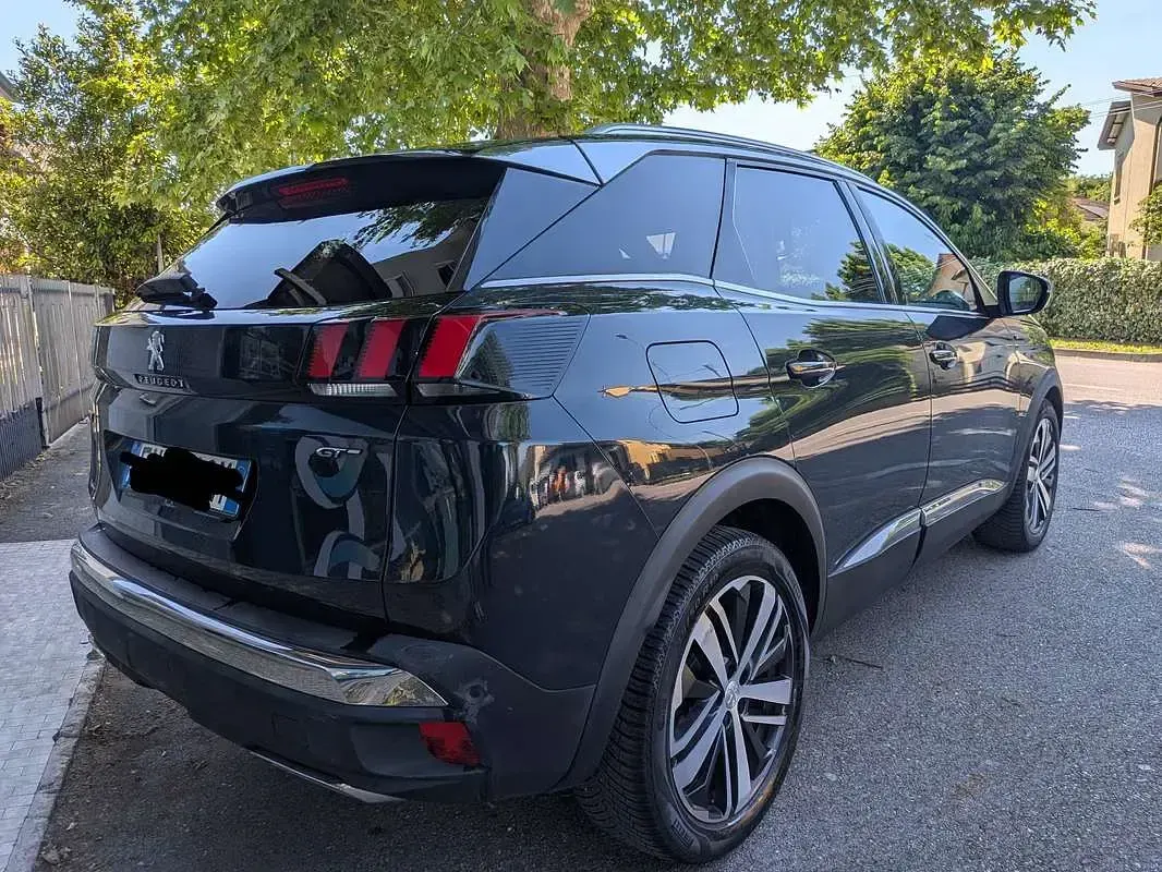 Usata Peugeot 3008 GT 181 CV (133 kW) 2018 Grigio SUV