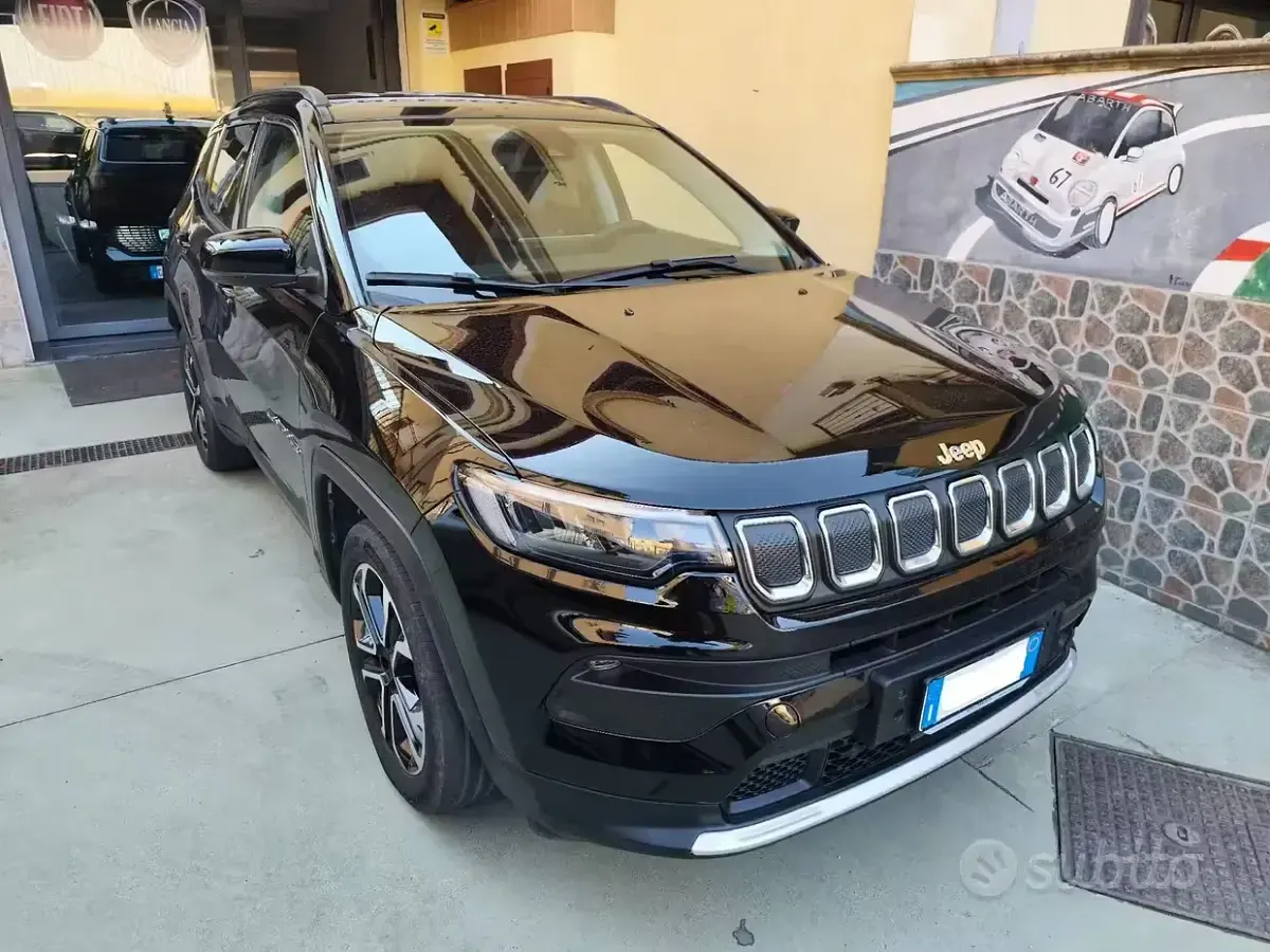 Usata Jeep Compass Limited 131 CV (96 kW) 2022 Nero SUV