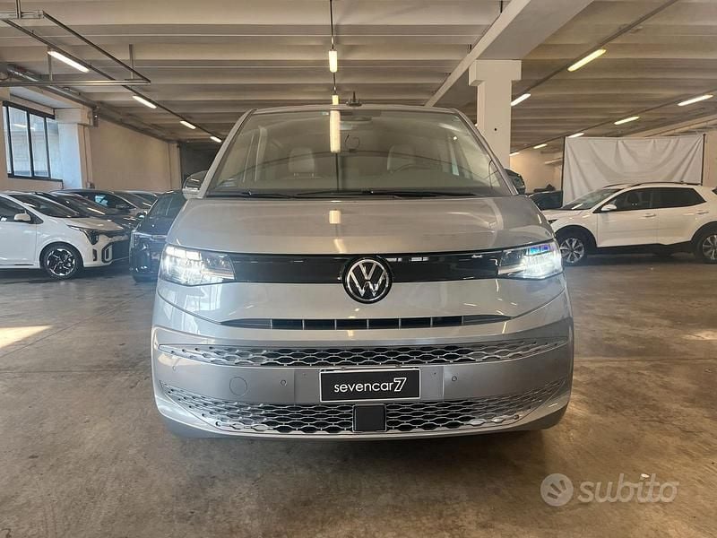 Usata VW Multivan 2022 Furgone