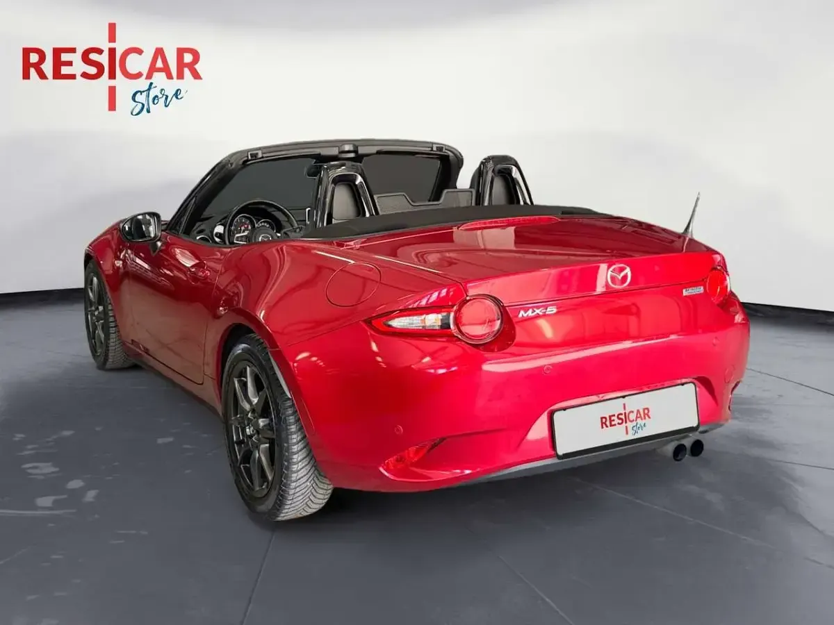 Usata Mazda MX5 Exceed 131 CV (96 kW) 2017 Bordeaux Cabrio