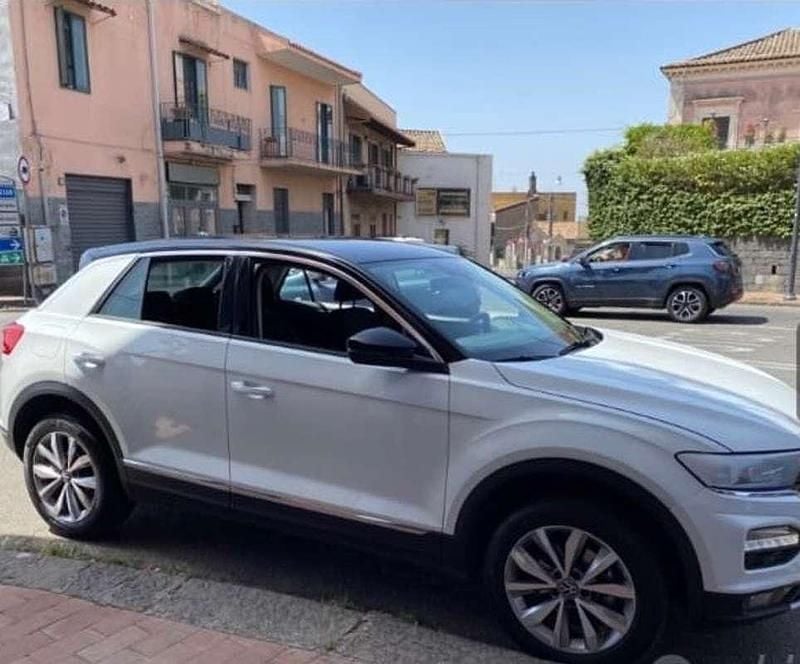 Usata VW T-Roc Style 116 CV (85 kW) 2020 Bianco SUV