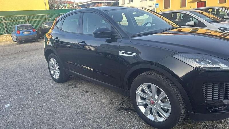 Usata Jaguar E-Pace R-Dynamic 150 CV (110 kW) 2020 Nero SUV