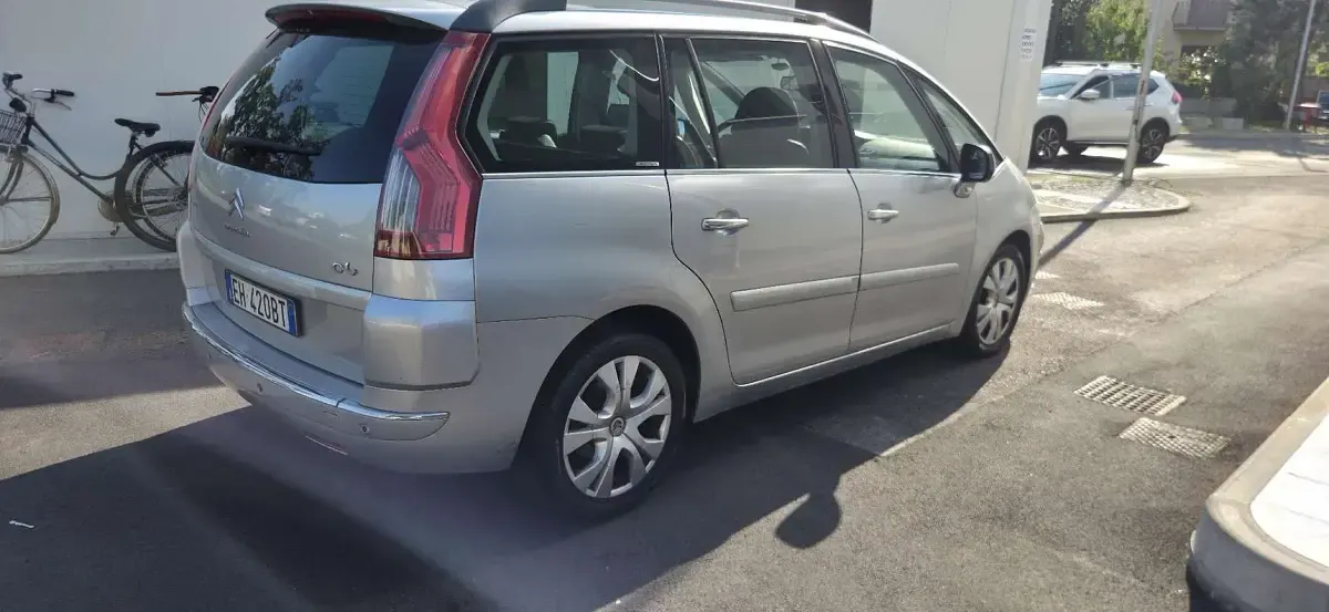 Usata Citroën Grand C4 Picasso Exclusive 111 CV (81 kW) 2011 Monovolume