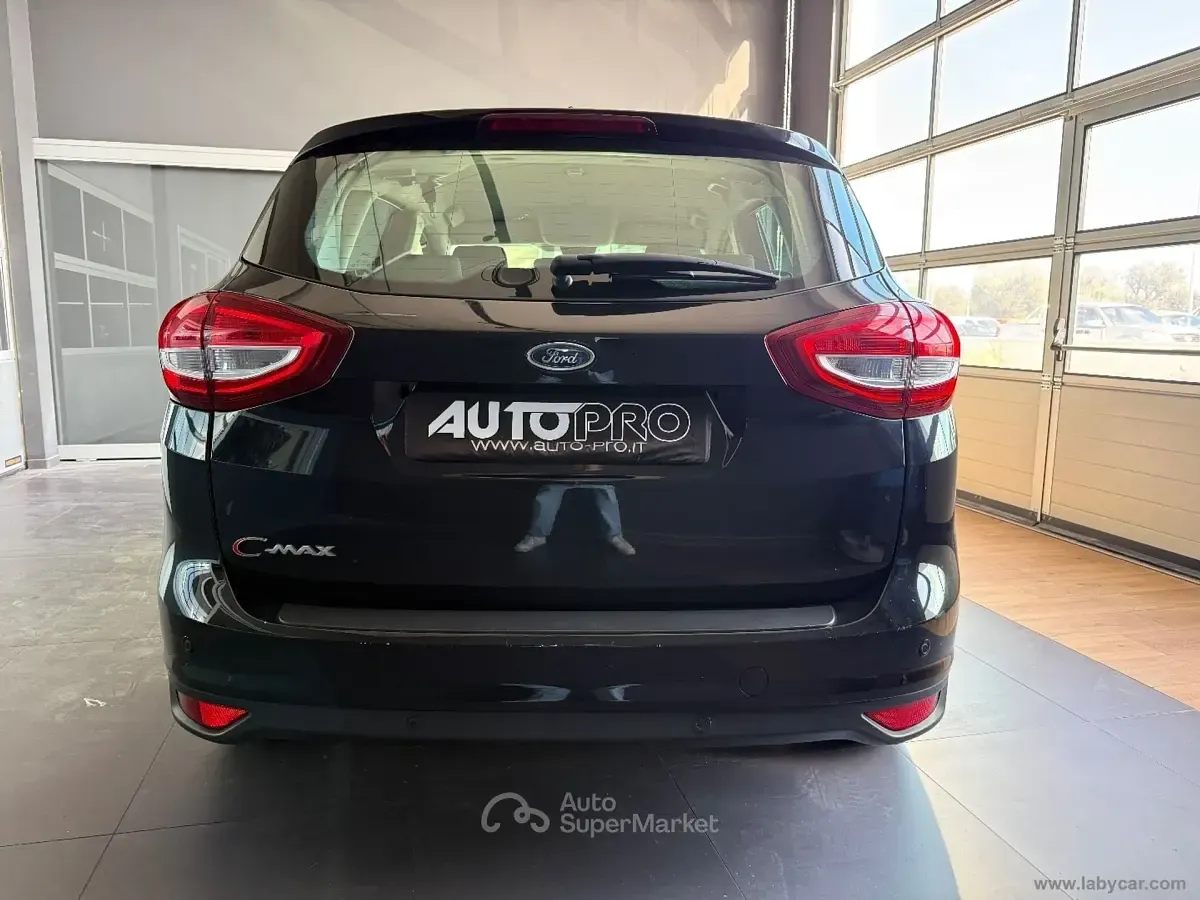 Usata Ford C-MAX Titanium 95 CV (69 kW) 2016 Nero Monovolume