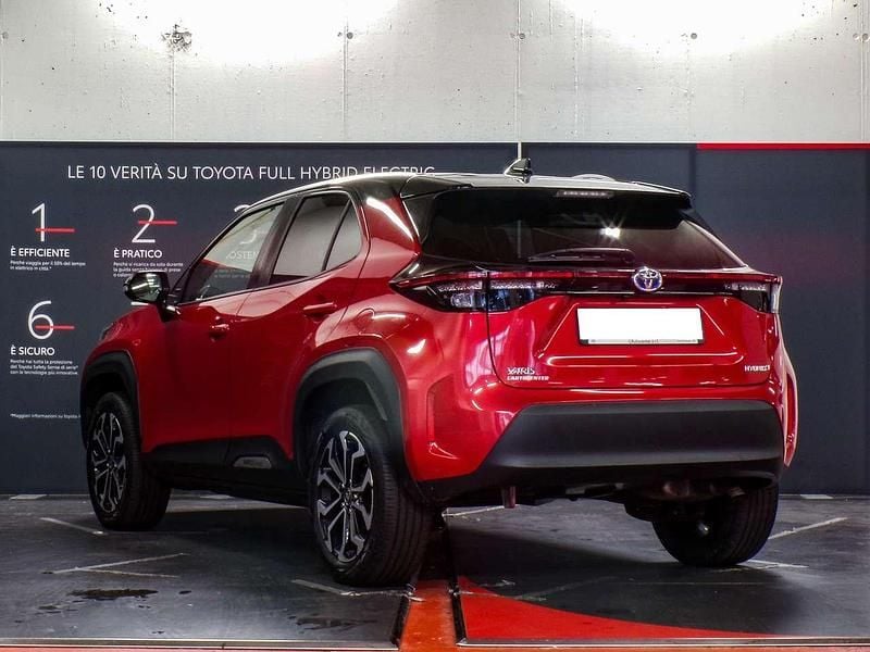 Usata Toyota Yaris Cross Trend 116 CV (85 kW) 2021 Bitone emotional red/black SUV