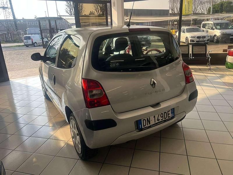 Usata Renault Twingo Dynamique 58 CV (42 kW) 2008 Argento Utilitaria