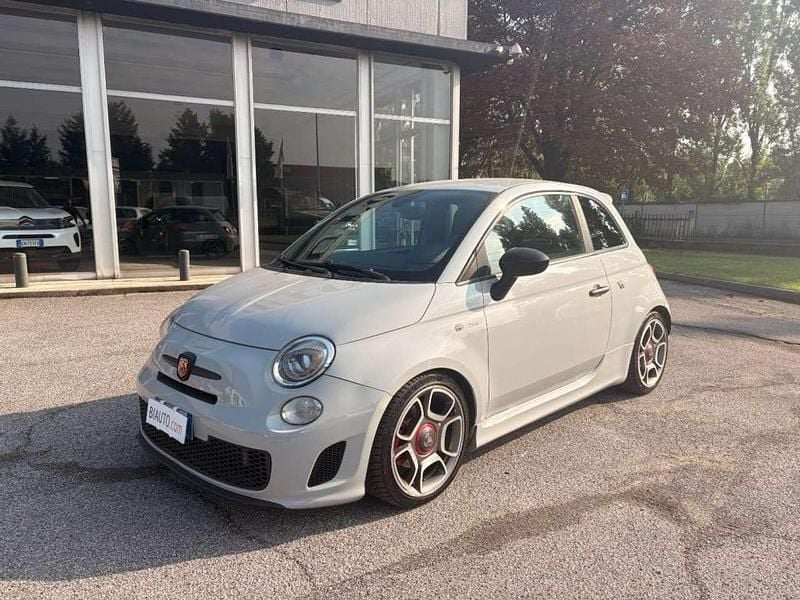 Usata Abarth 500 135 CV (99 kW) 2008 Grigio chiaro Utilitaria