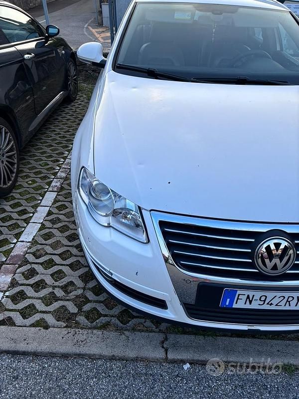 Usata VW Passat 116 CV (85 kW) 2007 Bianco Station wagon