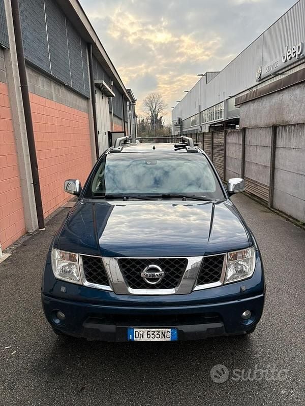 Blu Usata 2008 Nissan Navara Pick-up | 9700 € (Ottimo prezzo) - Immagine 1/4