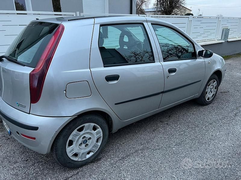 Usata Fiat Punto 60 CV (44 kW) 2003 Berlina