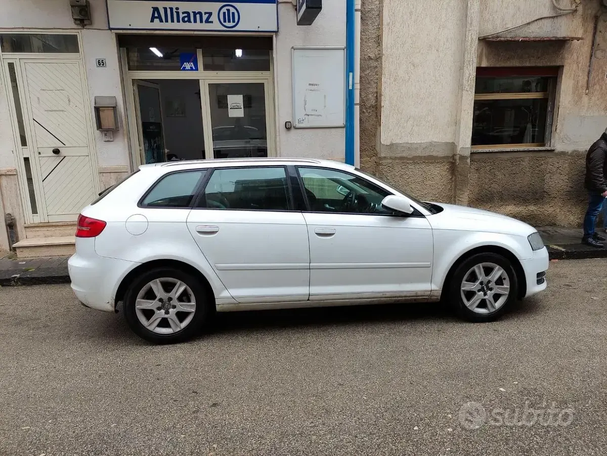 Usata Audi A3 Sportback Attraction 170 CV (125 kW) 2011 Bianco Utilitaria