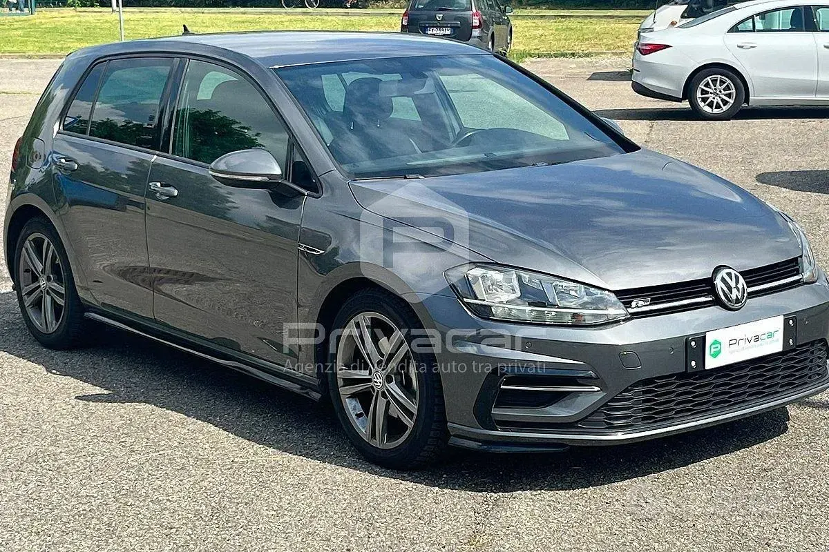 Usata VW Golf VII Trendline 116 CV (85 kW) 2019 Grigio Utilitaria