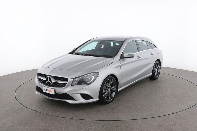 Argento Usata 2016 Mercedes CLA200 Shooting Brake Station wagon | 15.599 € (Buon prezzo) - Immagine 1/3