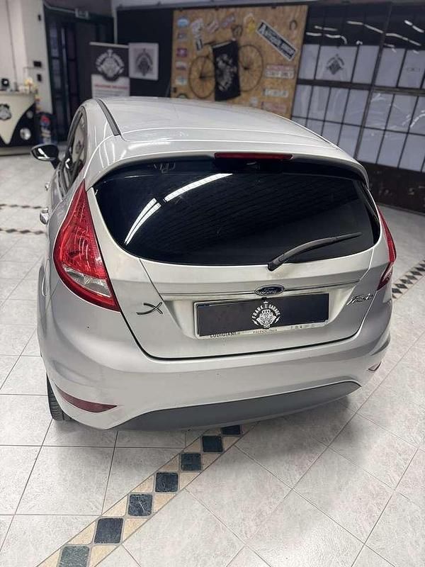 Usata Ford Fiesta Titanium 95 CV (69 kW) 2010 Other Utilitaria