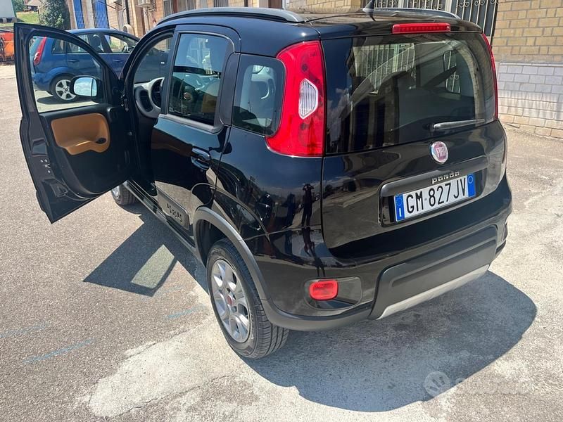 Usata Fiat Panda 4x4 S 2014 Nero Utilitaria