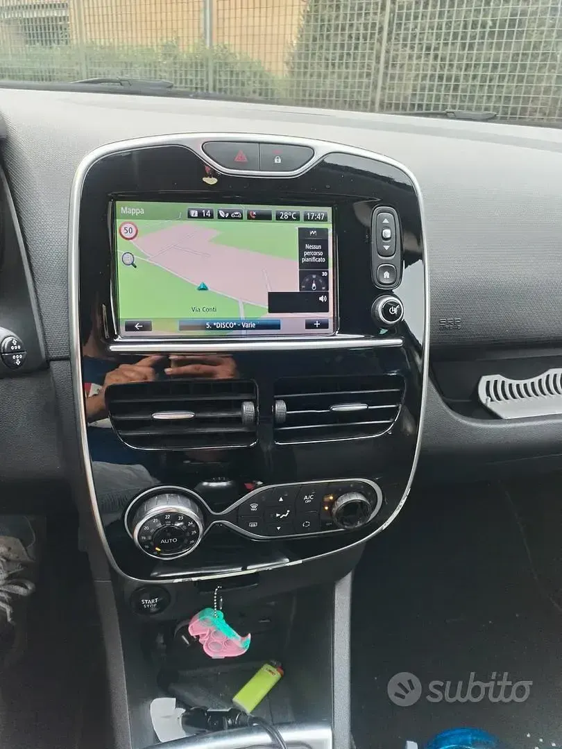 Usata Renault Clio 90 CV (66 kW) 2016 Grigio Utilitaria