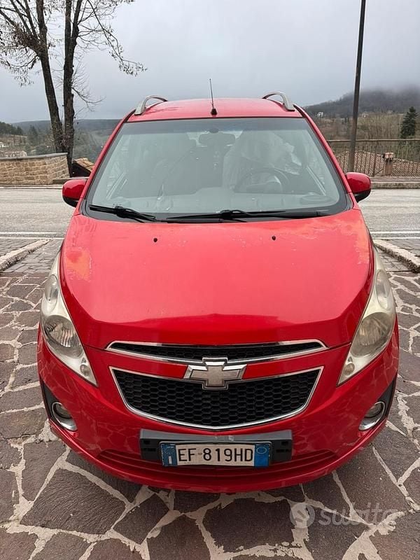 Begagnad Chevrolet Spark LS 68 HK (50 kW) 2010 Röd Halvkombi