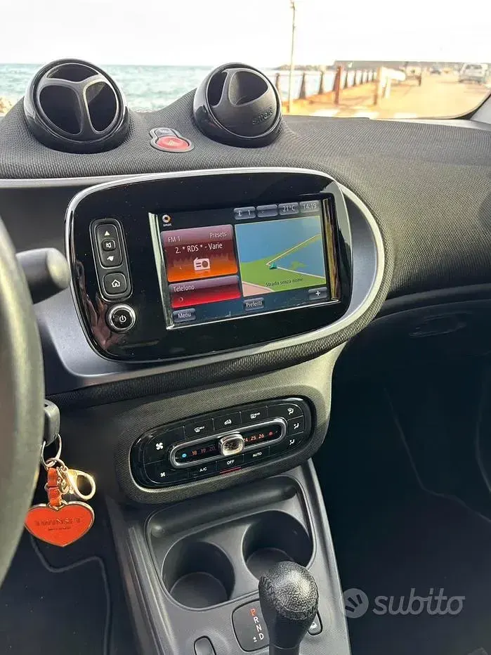 Usata Smart ForTwo Cabrio Passion 71 CV (52 kW) 2017 Nero Cabrio