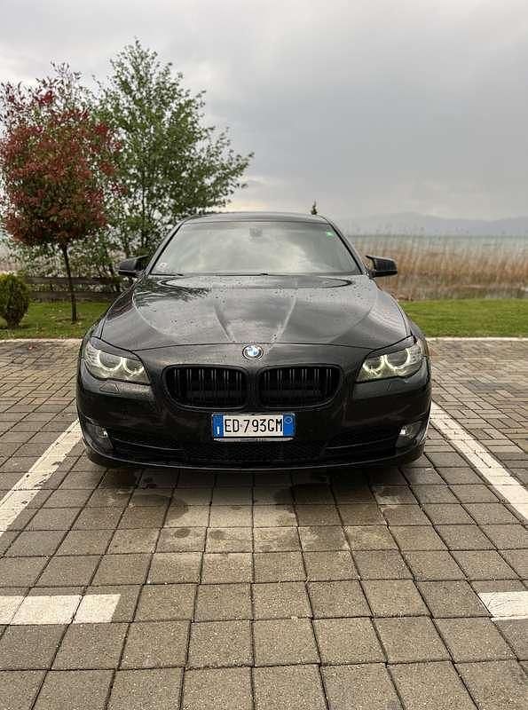 Usata BMW 530 245 CV (180 kW) 2010 Nero Berlina