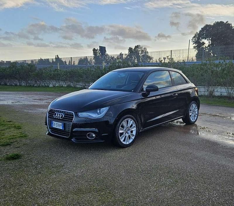 Usata Audi A1 Sportback Ambition 90 CV (66 kW) 2012 Utilitaria