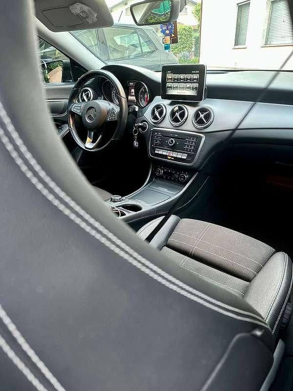Usata Mercedes CLA200 Shooting Brake Premium 136 CV (100 kW) 2015 Grigio Station wagon