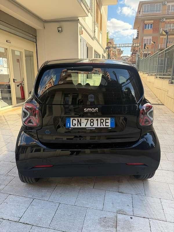Usata Smart ForTwo Coupé Prime 22 kW (30 CV) 2023 Utilitaria