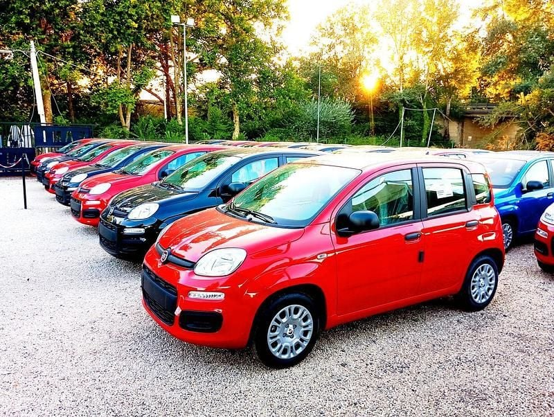 Nuova Fiat Panda S 71 CV (52 kW) 2025 Nero Utilitaria