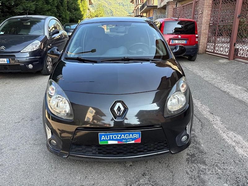 Usado Renault Twingo Dynamique 65 HP (47 kW) 2008 Preto Citadino
