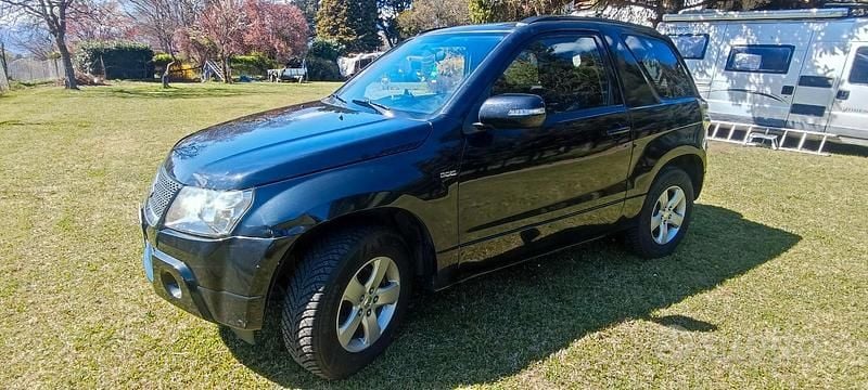 Usata Suzuki Vitara 2010 Nero SUV