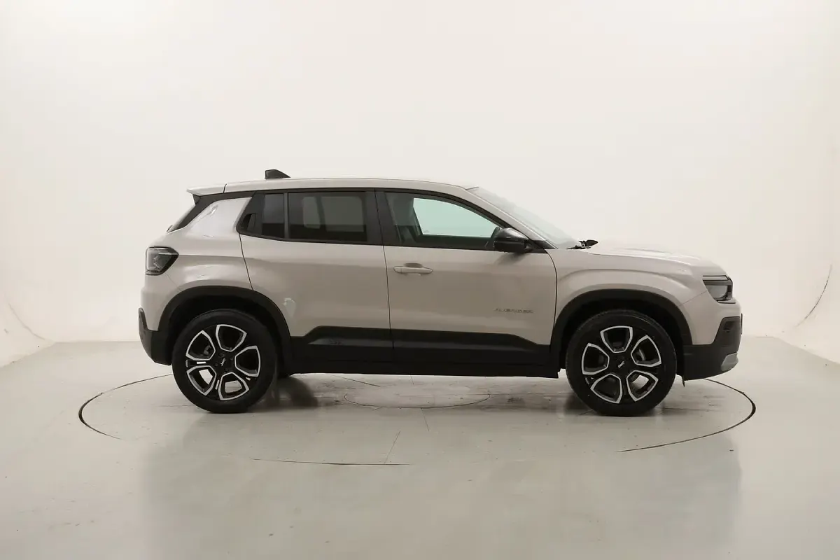 Usata Jeep Avenger Summit 101 CV (74 kW) 2025 SUV