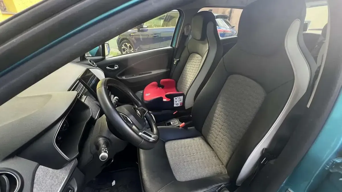 Usata Renault Zoe 50 kW (69 CV) 2020 Blu/azzurro Utilitaria