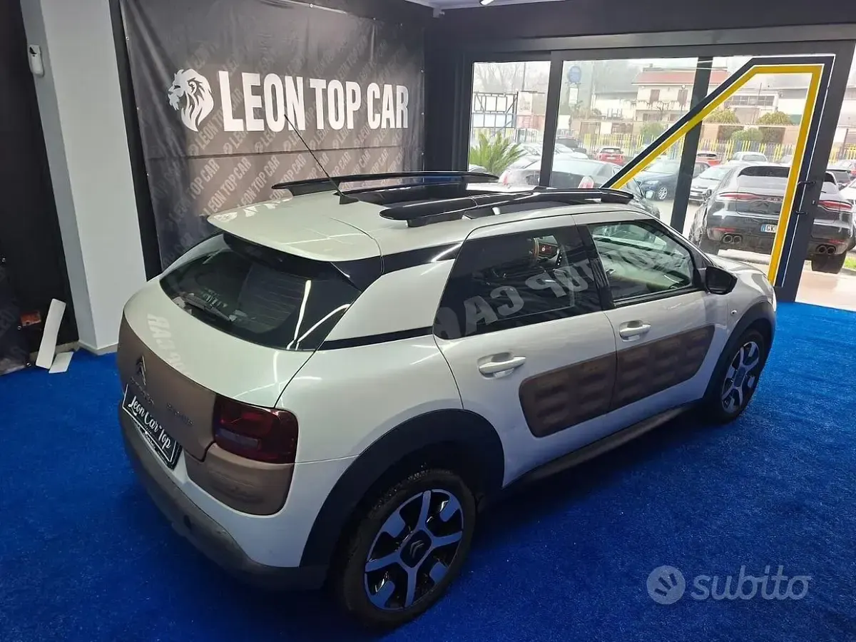 Usata Citroën C4 Cactus 99 CV (72 kW) 2015 Bianco Utilitaria