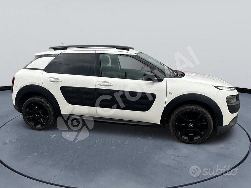 Occasion Citroën C4 Feel 110 ch (80 kW) 2015 Blanc SUV