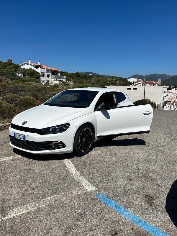 Usata VW Scirocco 140 CV (102 kW) 2009 Bianco Coupé