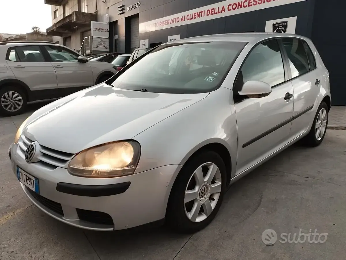Usata VW Golf IV Comfortline 105 CV (77 kW) 2004 Grigio Berlina