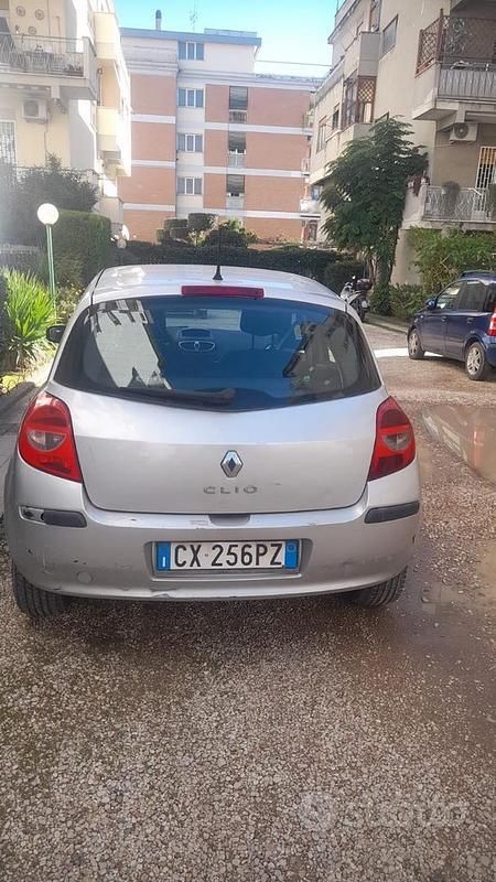Usata Renault Clio II 85 CV (62 kW) 2005