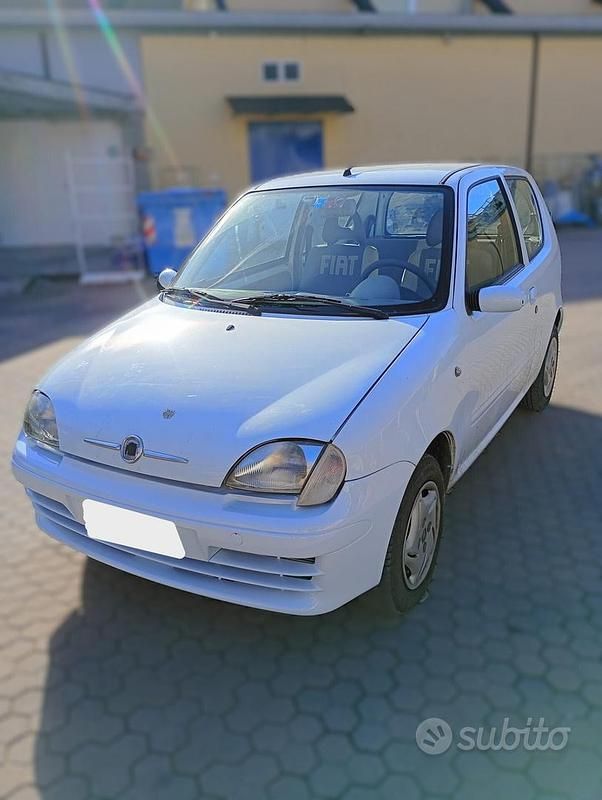 Usata Fiat 600 Anniversary 54 CV (39 kW) 2008 Blu Utilitaria