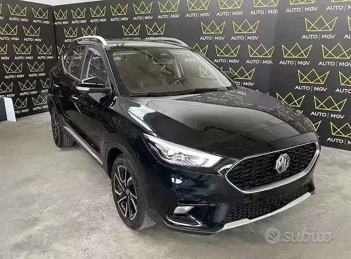 Usata MG ZS Luxury 106 CV (77 kW) 2024 Nero SUV