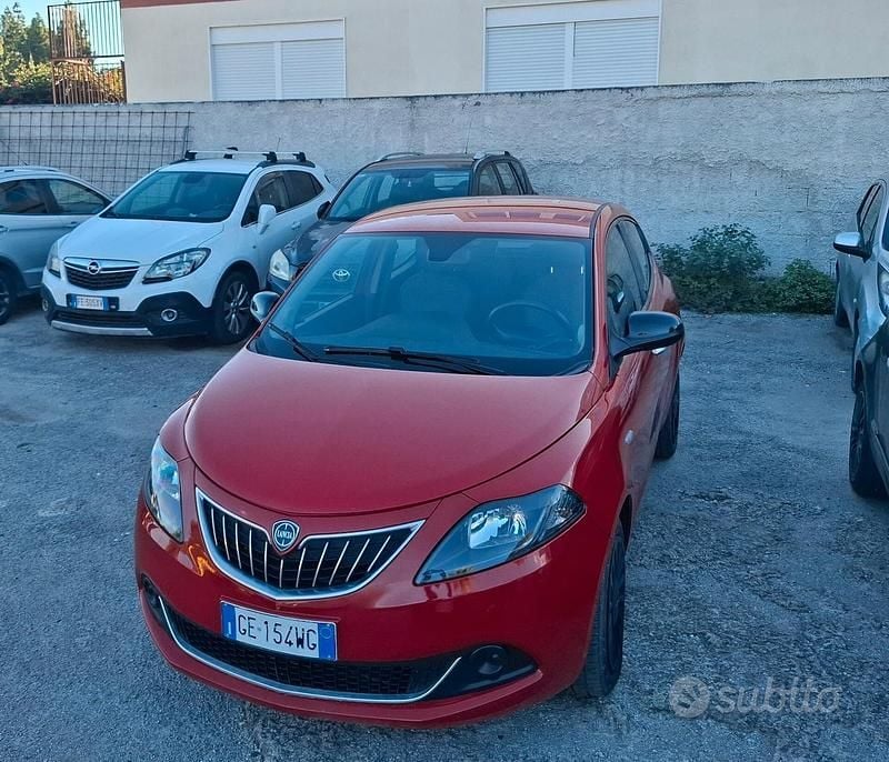 Rosso Usata 2021 Lancia Ypsilon Silver Due volumi | 7650 € (Super prezzo) - Immagine 1/4