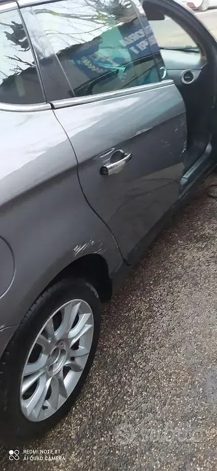 Usata Lancia Delta 103 CV (75 kW) 2009 Grigio Utilitaria