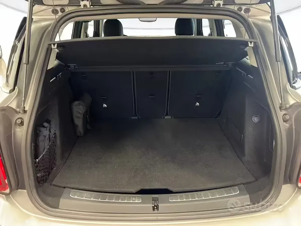 Usata Mini Cooper Essential 136 CV (100 kW) 2024 Grigio Utilitaria